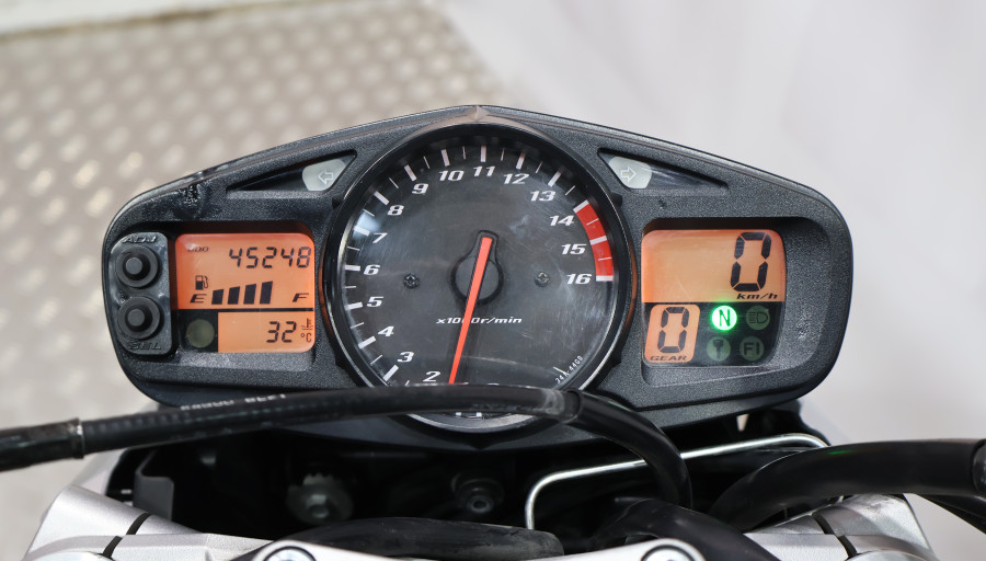 Imagen de Suzuki GSR 600