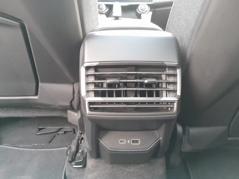 Imagen de lynk & co 01