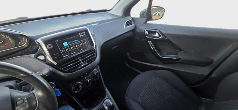 Imagen de Peugeot 208