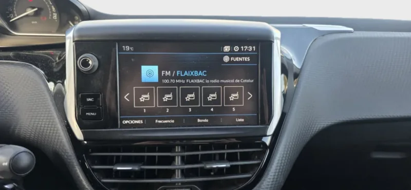 Imagen de Peugeot 208