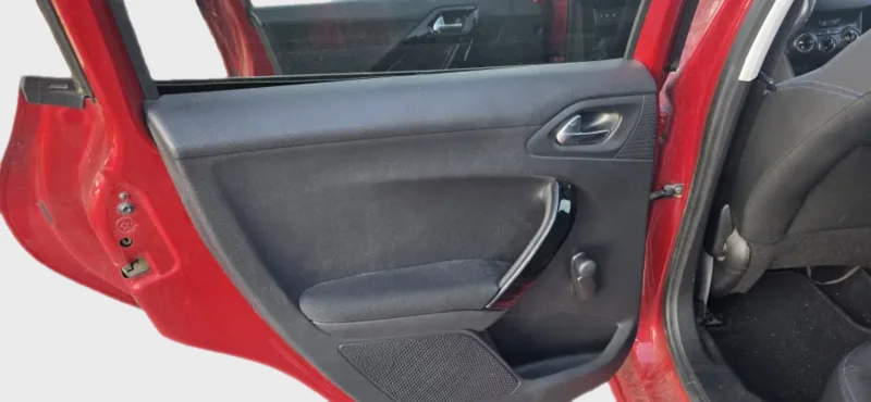 Imagen de Peugeot 208