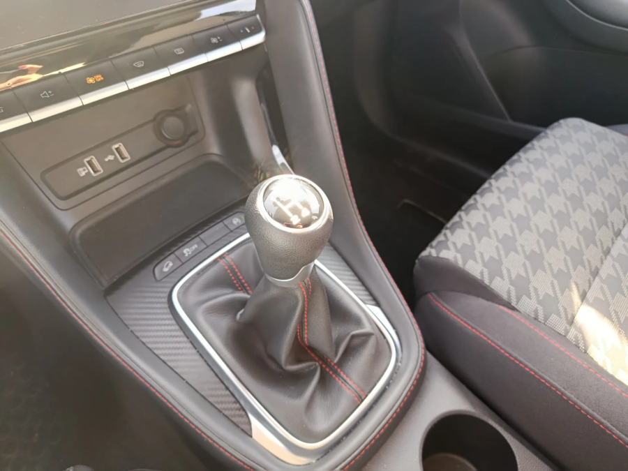 Imagen de Mg ZS