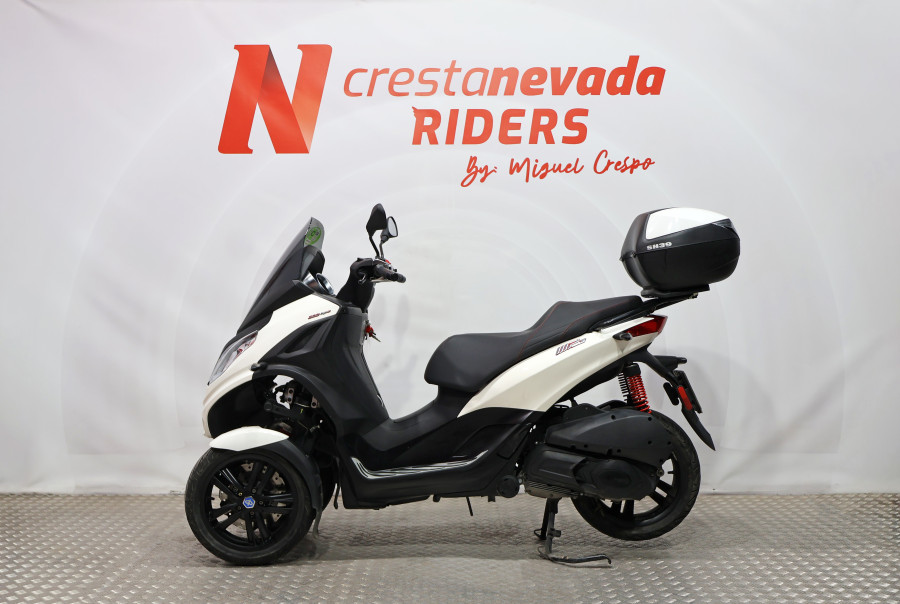 Imagen 3 de Piaggio MP3 300 HPE Gasolina 26 CV