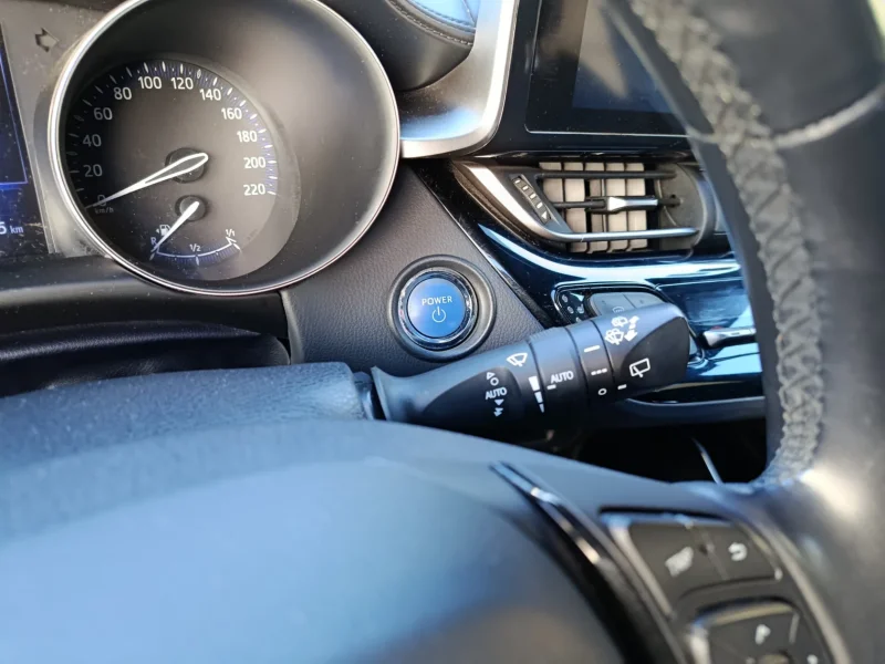 Imagen de TOYOTA C-HR