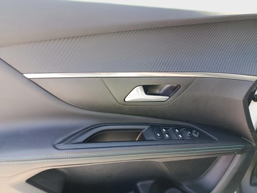 Imagen de Peugeot 5008