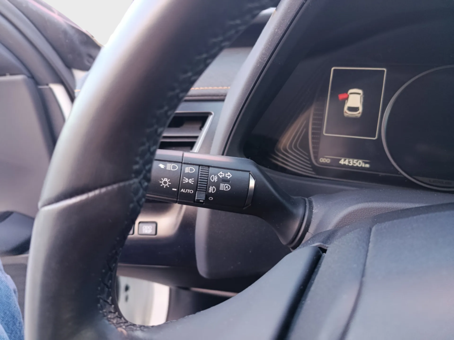 Imagen de Lexus UX