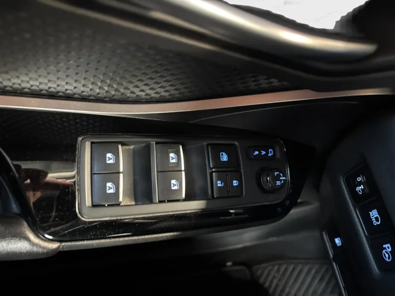 Imagen de TOYOTA C-HR