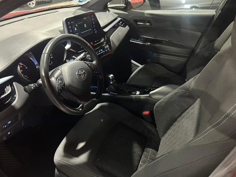 Imagen de TOYOTA C-HR