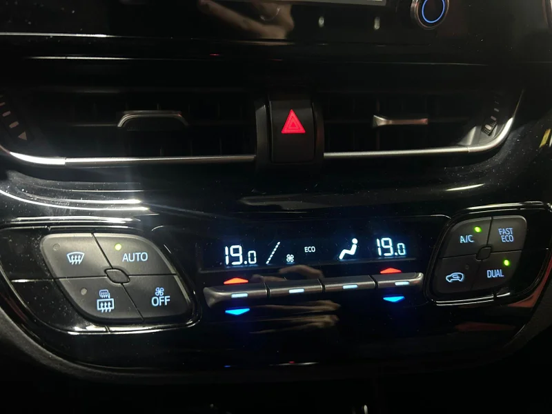 Imagen de TOYOTA C-HR