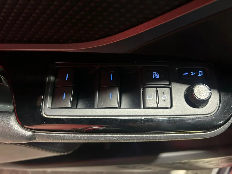 Imagen de TOYOTA C-HR