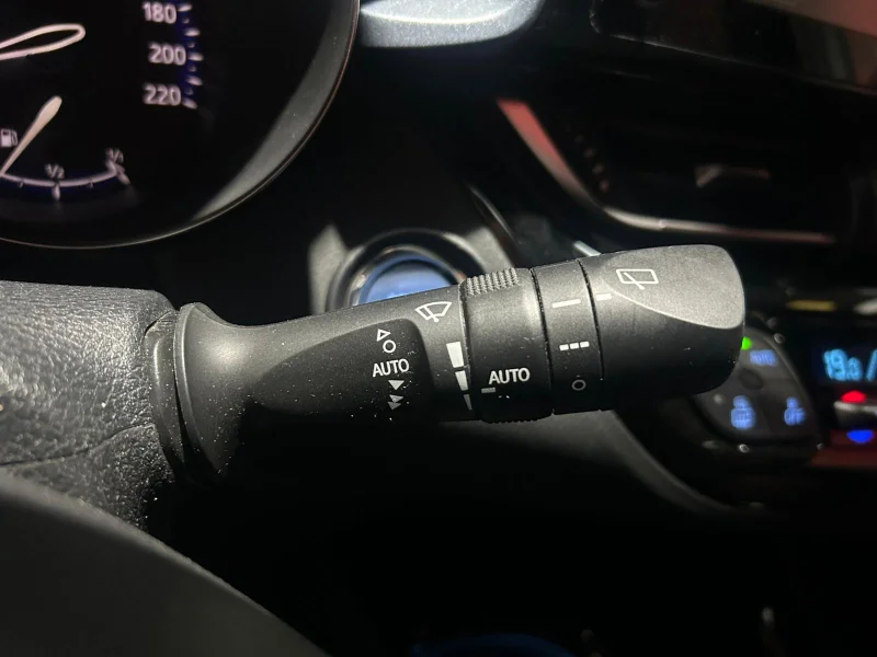 Imagen de TOYOTA C-HR