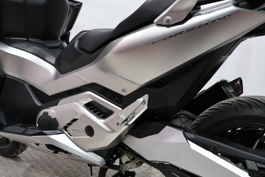 Imagen 14 de Honda FORZA 750 Gasolina 58 CV