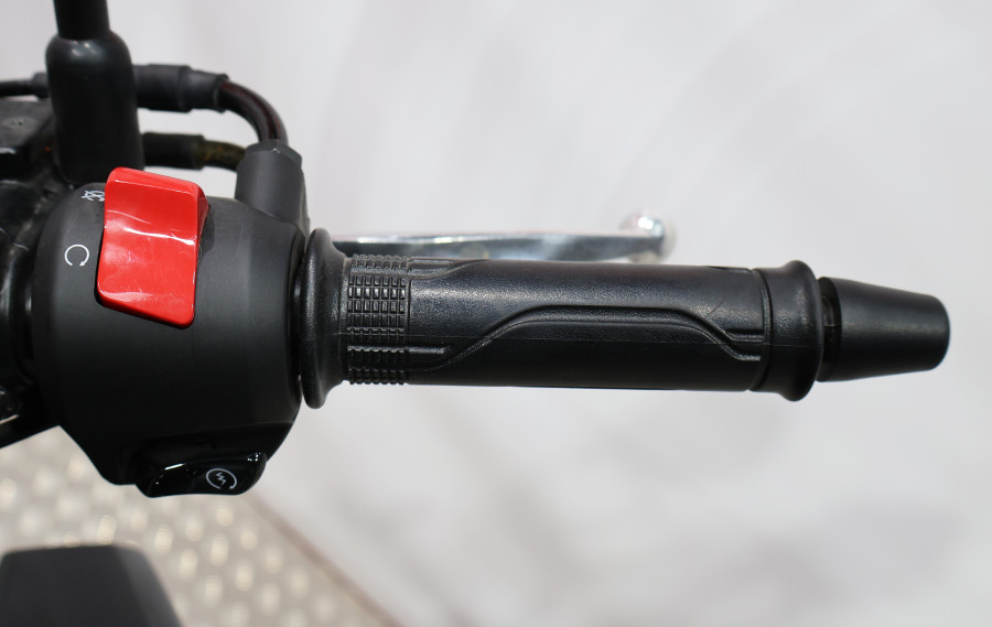 Imagen 9 de Honda CB 125 R Gasolina 15 CV