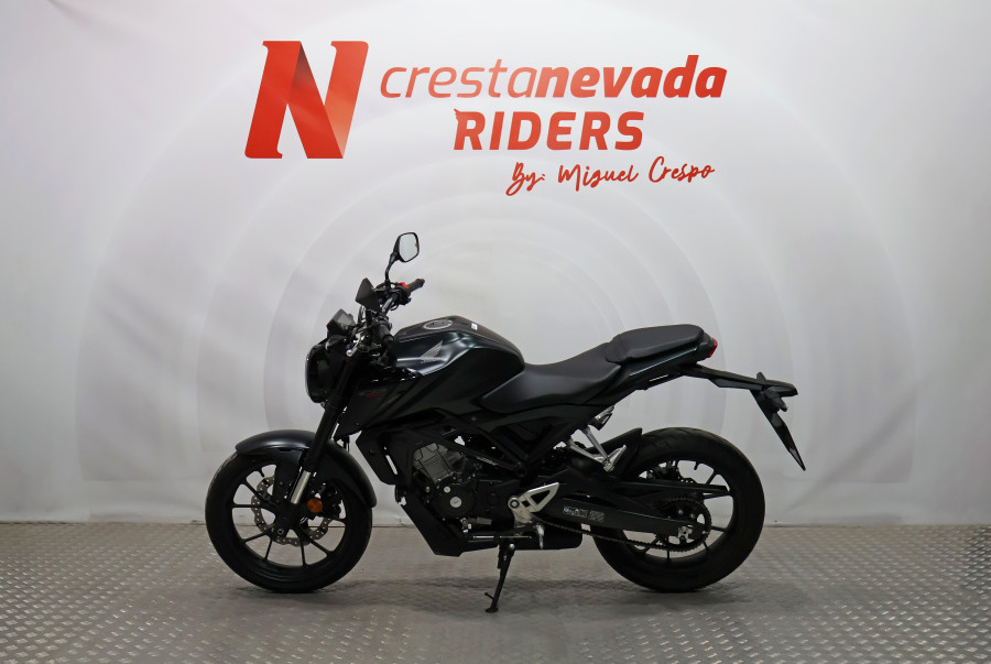 Imagen 3 de Honda CB 125 R Gasolina 15 CV