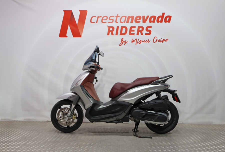 Imagen 3 de Piaggio BEVERLY 350 Gasolina 34 CV