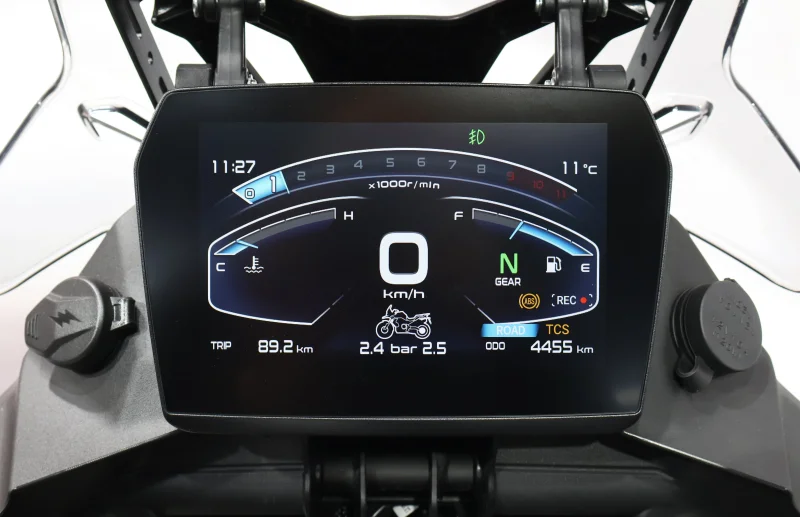 Imagen de VOGE 900 DSX