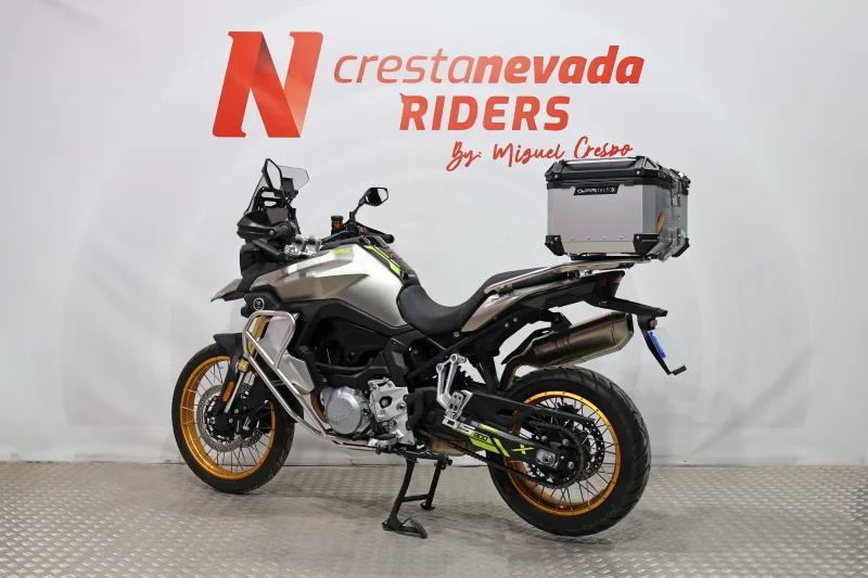 Imagen de VOGE 900 DSX