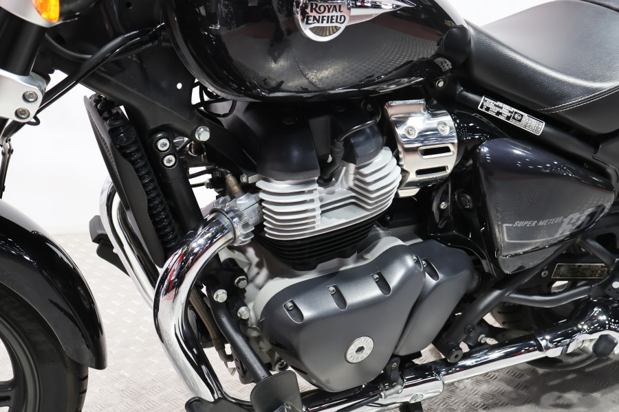 Imagen de ROYAL ENFIELD SUPER METEOR 650