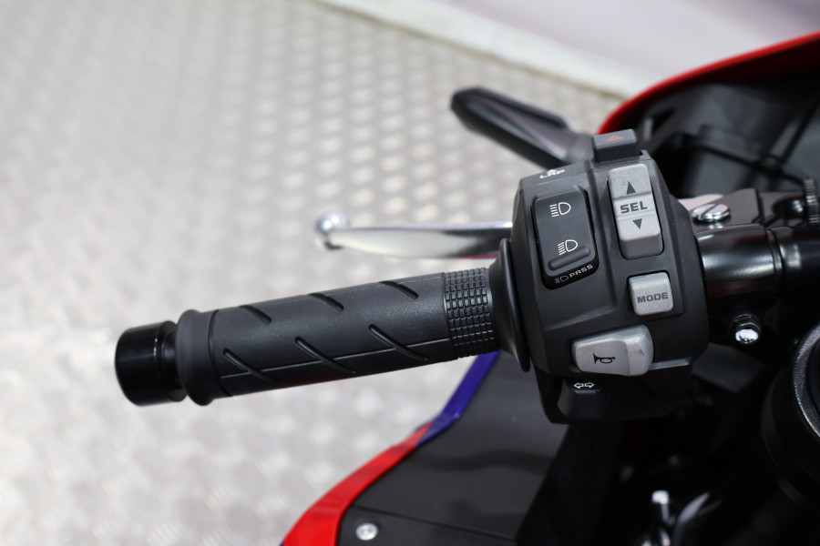 Imagen 8 de Honda CBR 600 RR Gasolina 121 CV