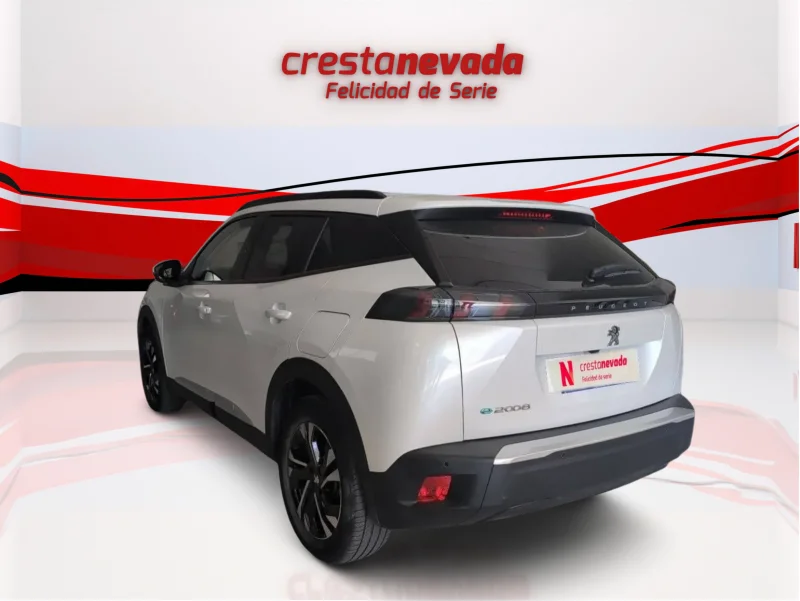 Imagen de Peugeot e-2008