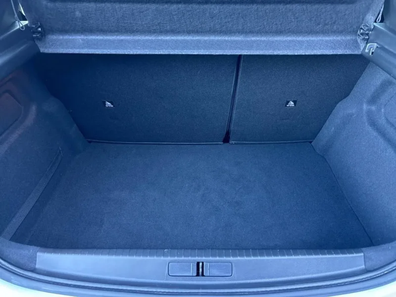 Imagen de Peugeot 208