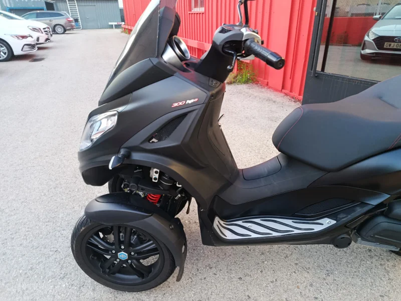 Imagen de Piaggio MP3 300 HPE