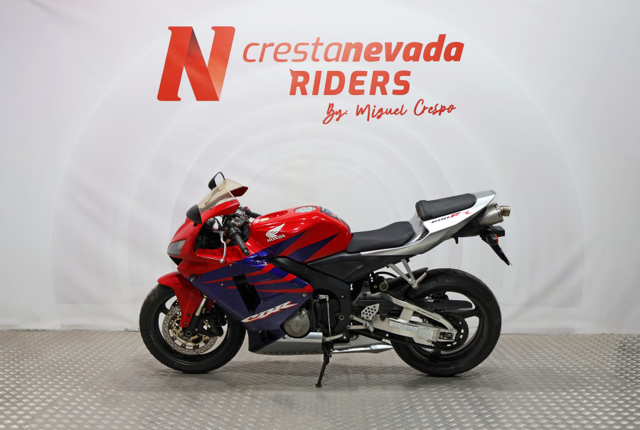 Imagen 3 de Honda CBR 600 RR Gasolina 116 CV