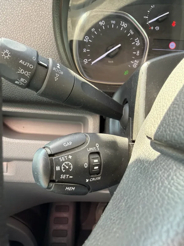 Imagen de Peugeot Expert