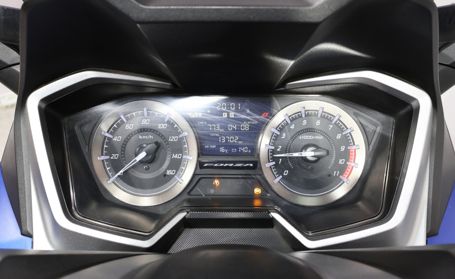 Imagen 1 de Honda FORZA 350 Gasolina 30 CV