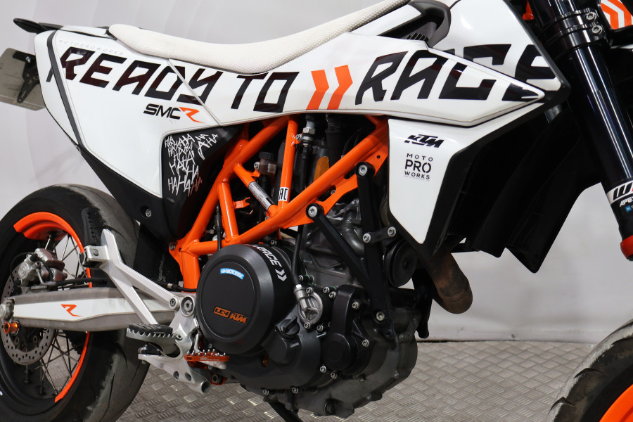 Imagen 11 de Ktm 690 SMC R A2 Gasolina 44 CV