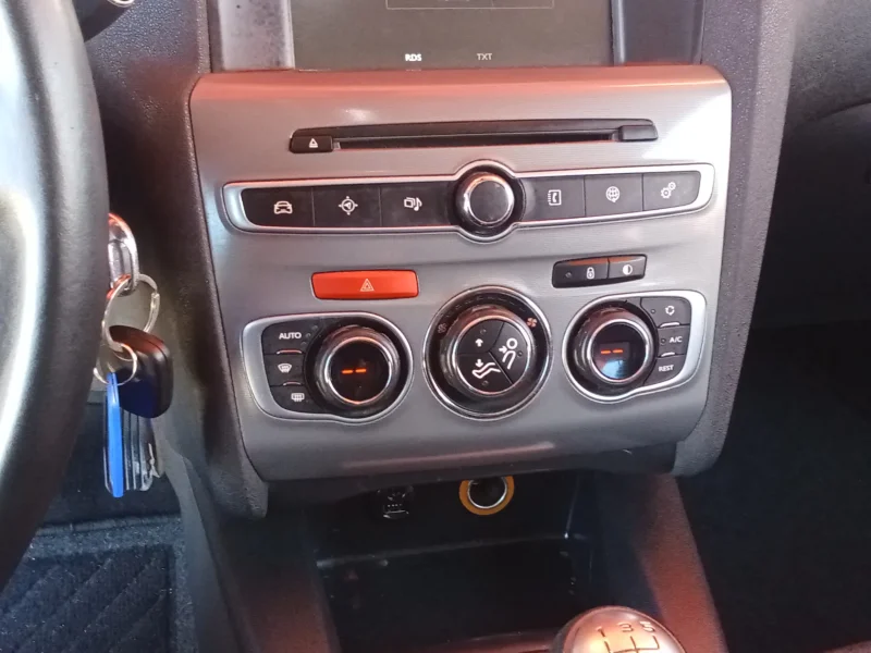 Imagen de CITROEN C4