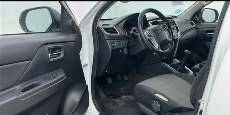 Imagen de Mitsubishi L200