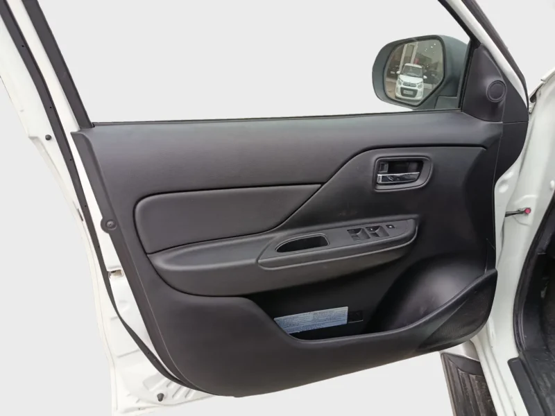 Imagen de Mitsubishi L200