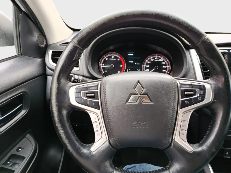 Imagen de Mitsubishi L200