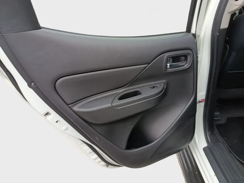 Imagen de Mitsubishi L200