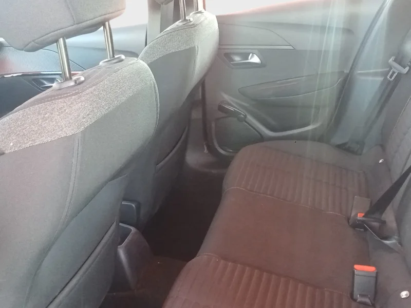 Imagen de Peugeot 208