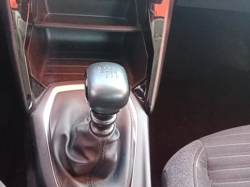 Imagen de Peugeot 208