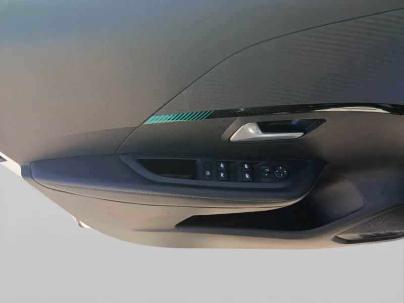 Imagen de Peugeot 208