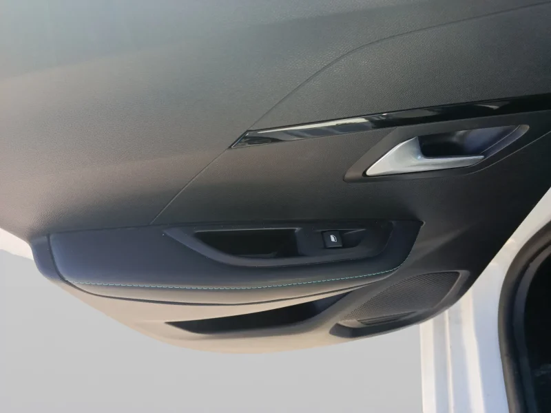 Imagen de Peugeot 208