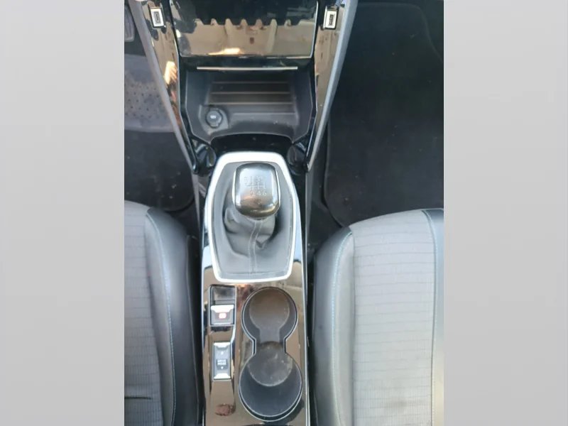 Imagen de Peugeot 208