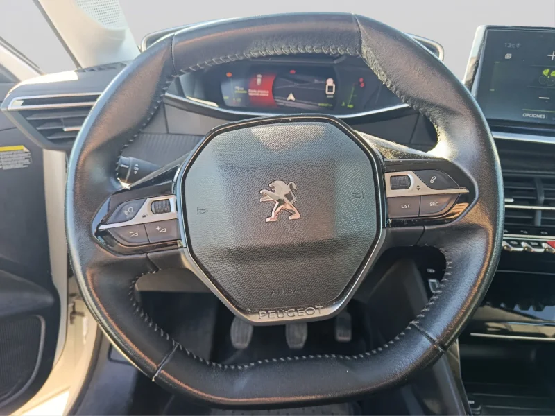 Imagen de Peugeot 208