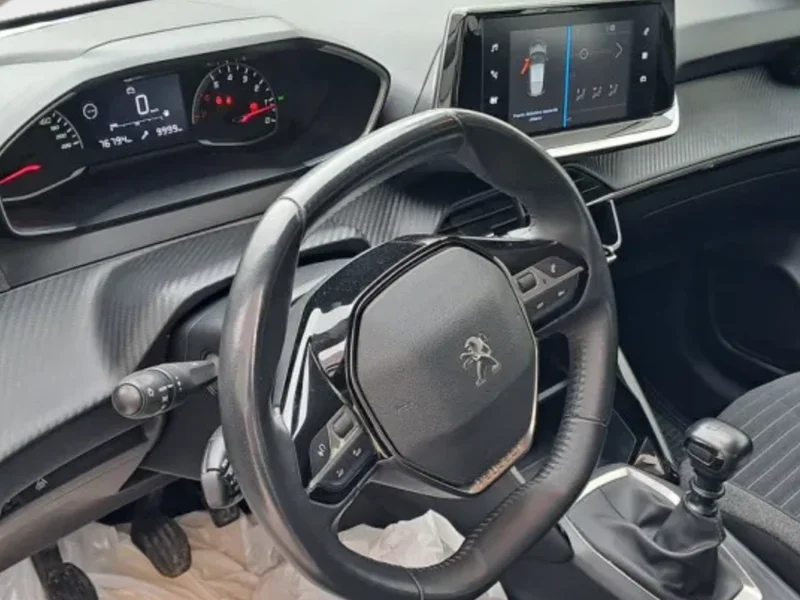 Imagen de Peugeot 208