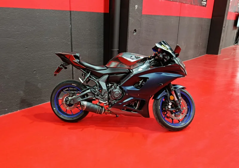 Imagen de Yamaha R7