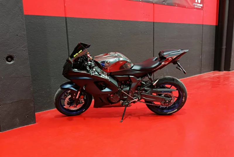 Imagen de Yamaha R7