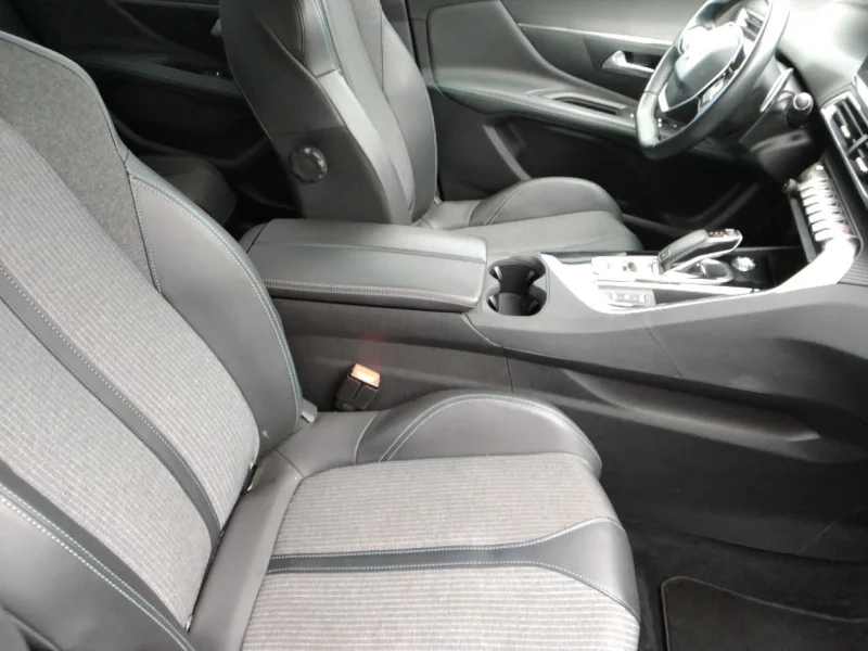 Imagen de Peugeot 3008