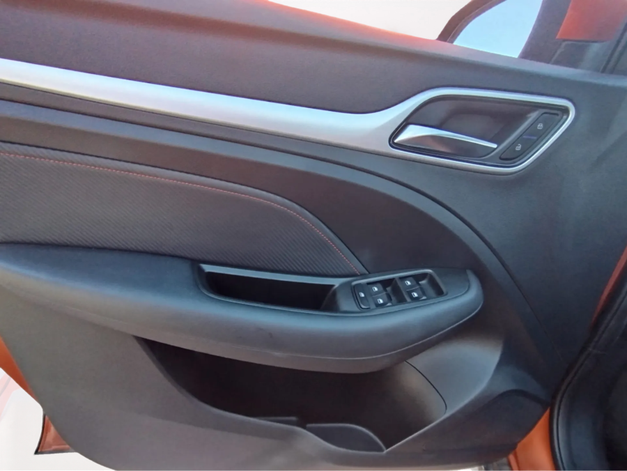 Imagen de Mg ZS