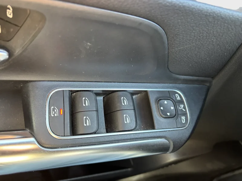 Imagen de mercedes-benz EQA