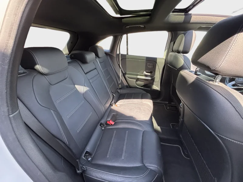 Imagen de mercedes-benz EQA