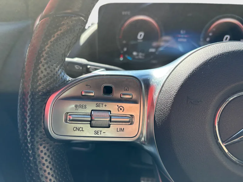 Imagen de mercedes-benz EQA