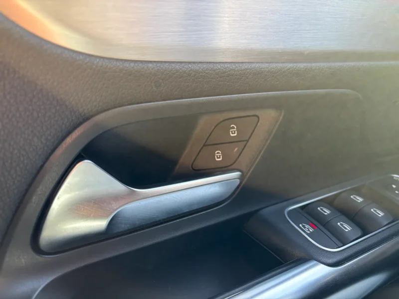 Imagen de mercedes-benz EQA